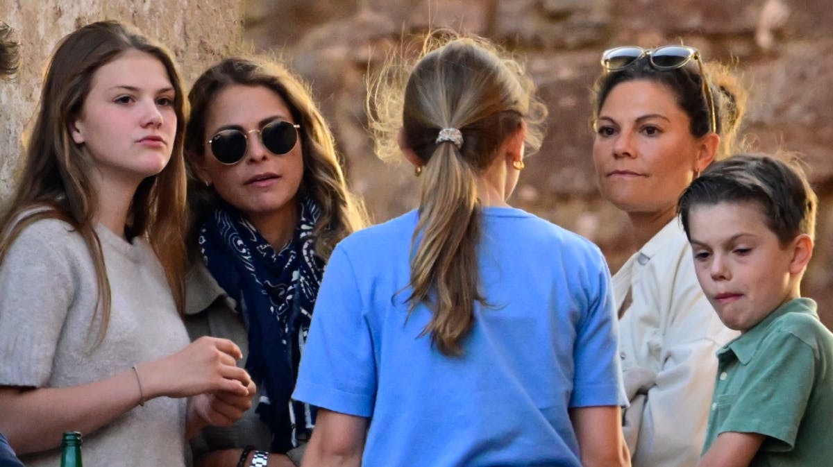 Prinsesse Estelle, prinsesse Madeleine, kronprinsesse Victoria og prins Oscar