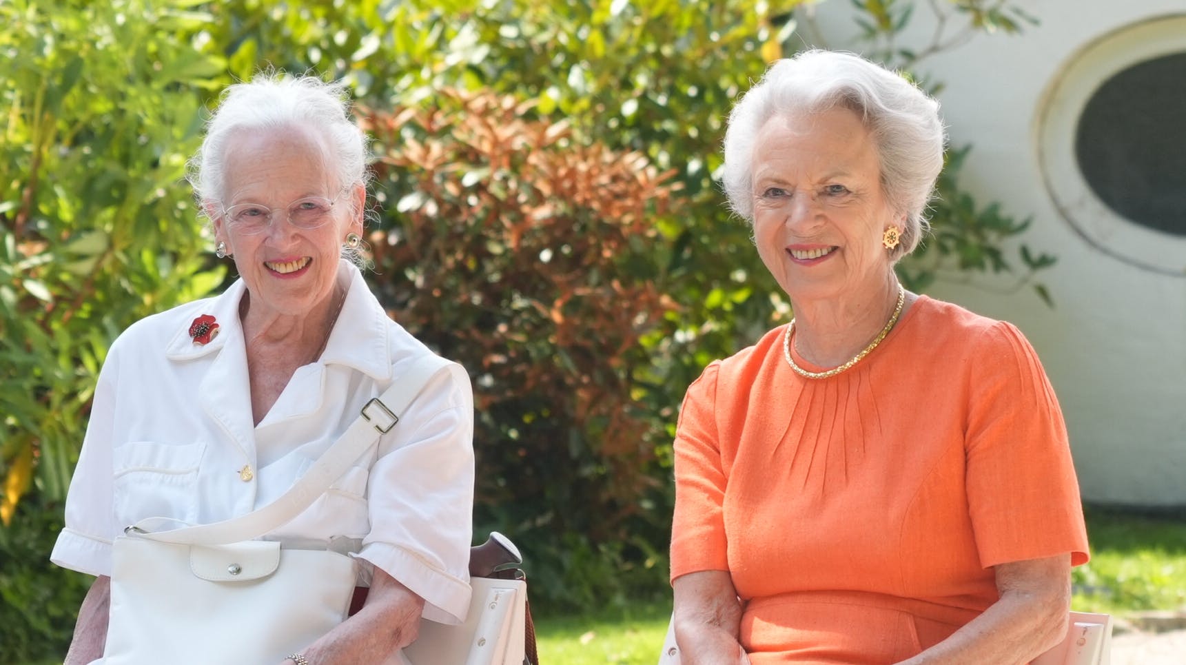 Dronning Margrethe og prinsesse Benedikte.
