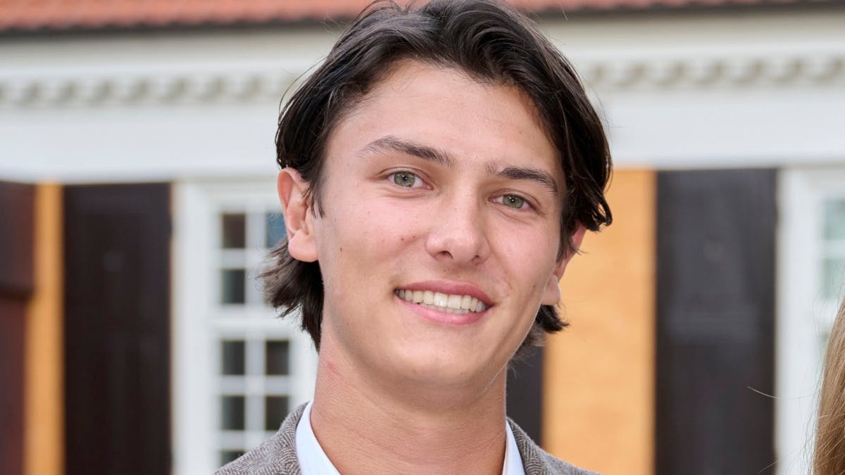 Grev Nikolai.