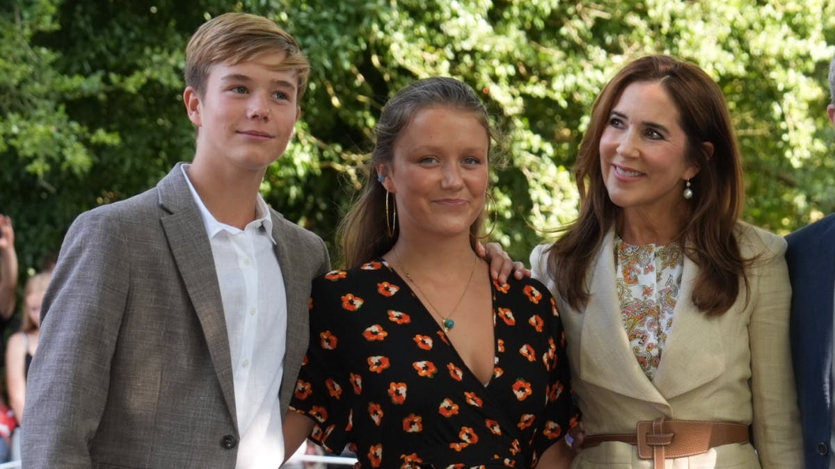 Prins Vincent, prinsesse Isabella og dronning Mary