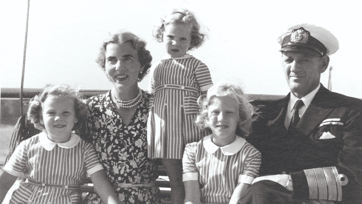 Bebrejdede Frederik 9. dronning Ingrid, at han ikke fik mandlig arving? |  BILLED-BLADET