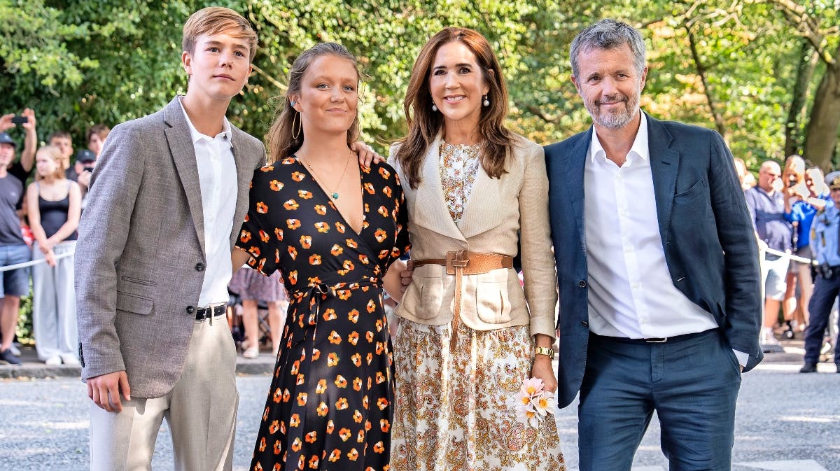 Prins Vincent, prinsesse Isabella, dronning Mary og kong Frederik