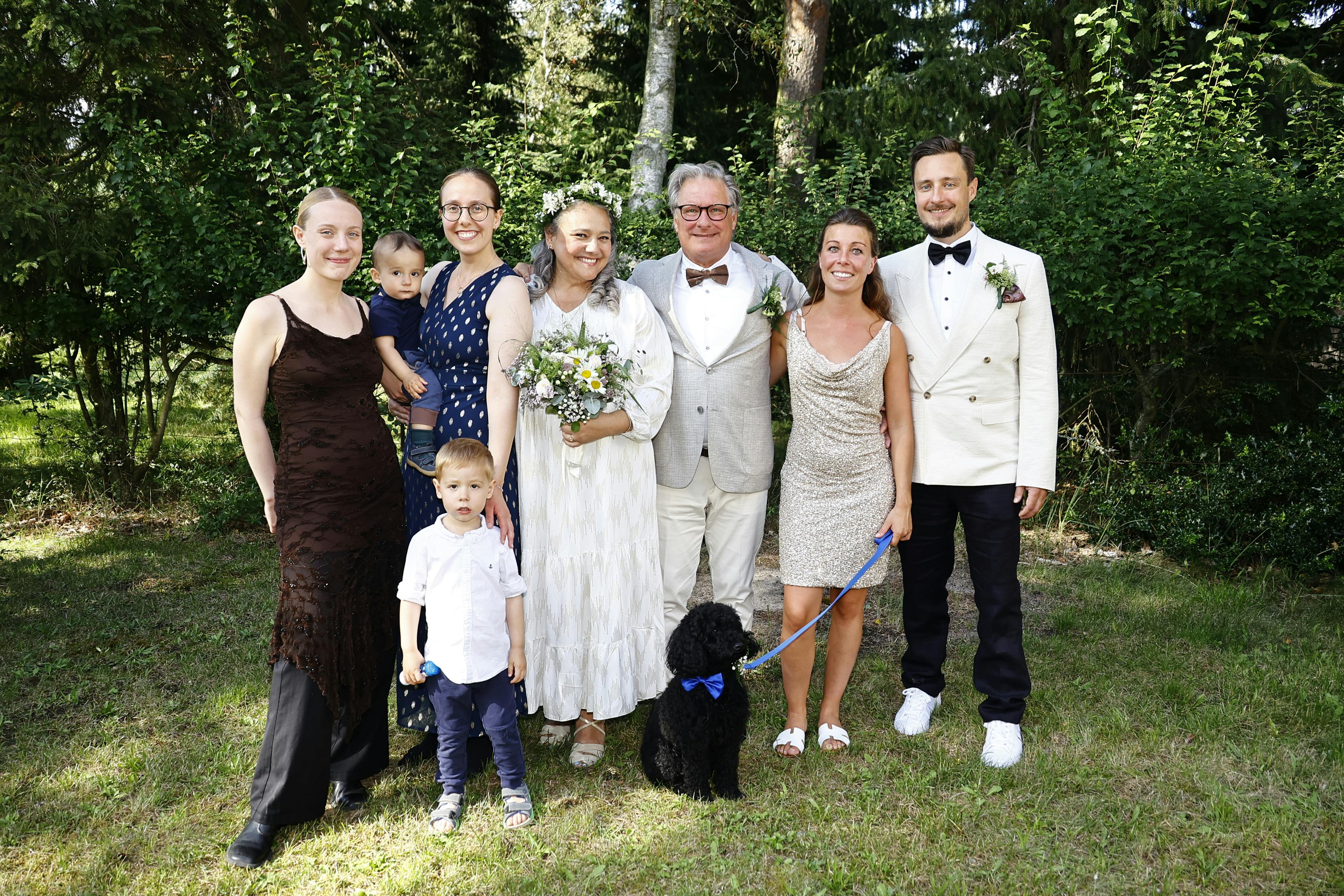 Familiefoto ved Anne Herdorf og Henrik Lams bryllup.