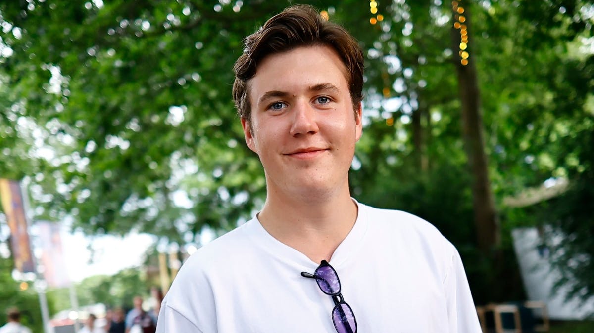 https://imgix.billedbladet.dk/2025-08-06/20250702-DM-Roskilde-festival-0057-1-%281%29.jpg