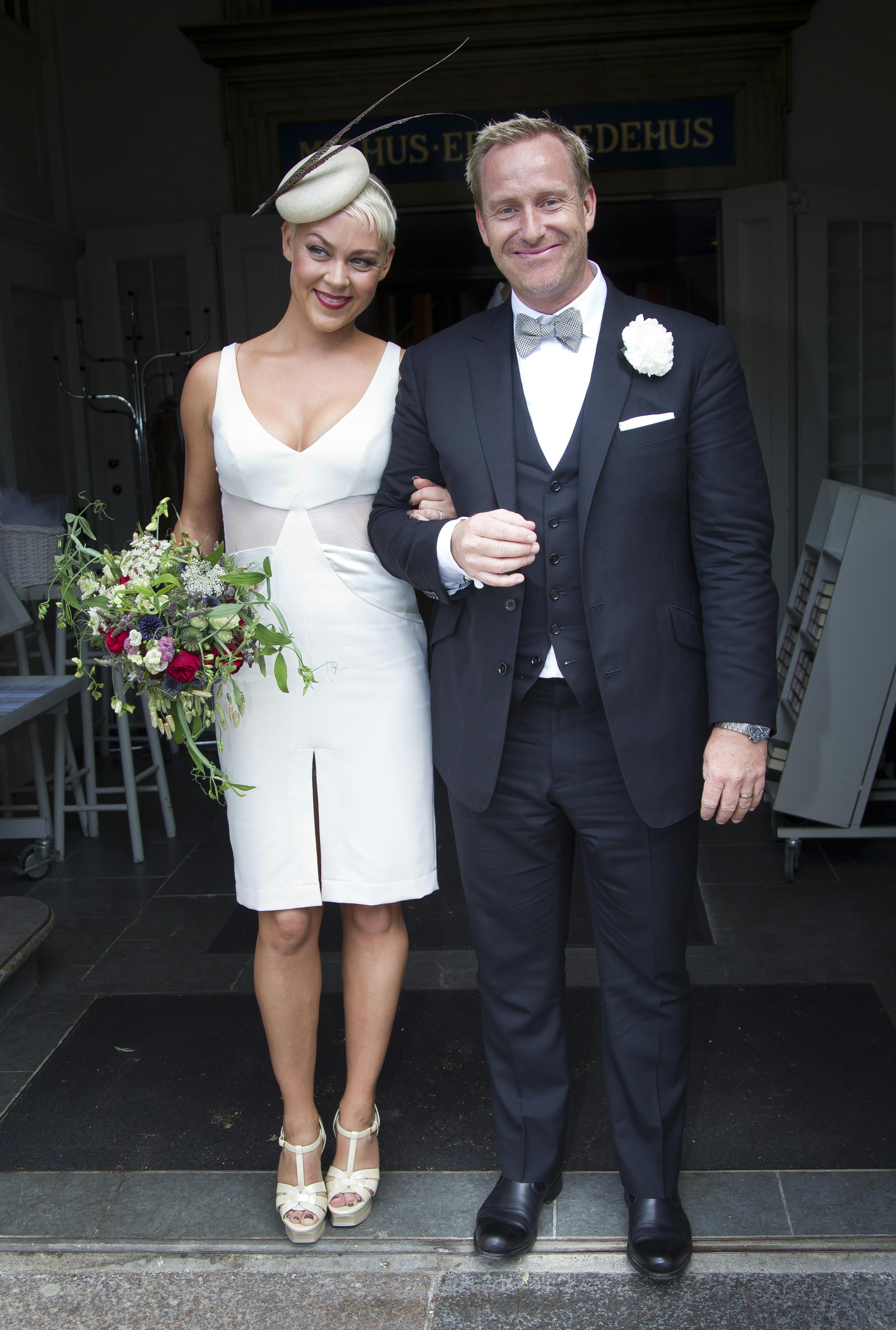 Mischa Jemer og Adam Price i 2012, da de blev gift. 