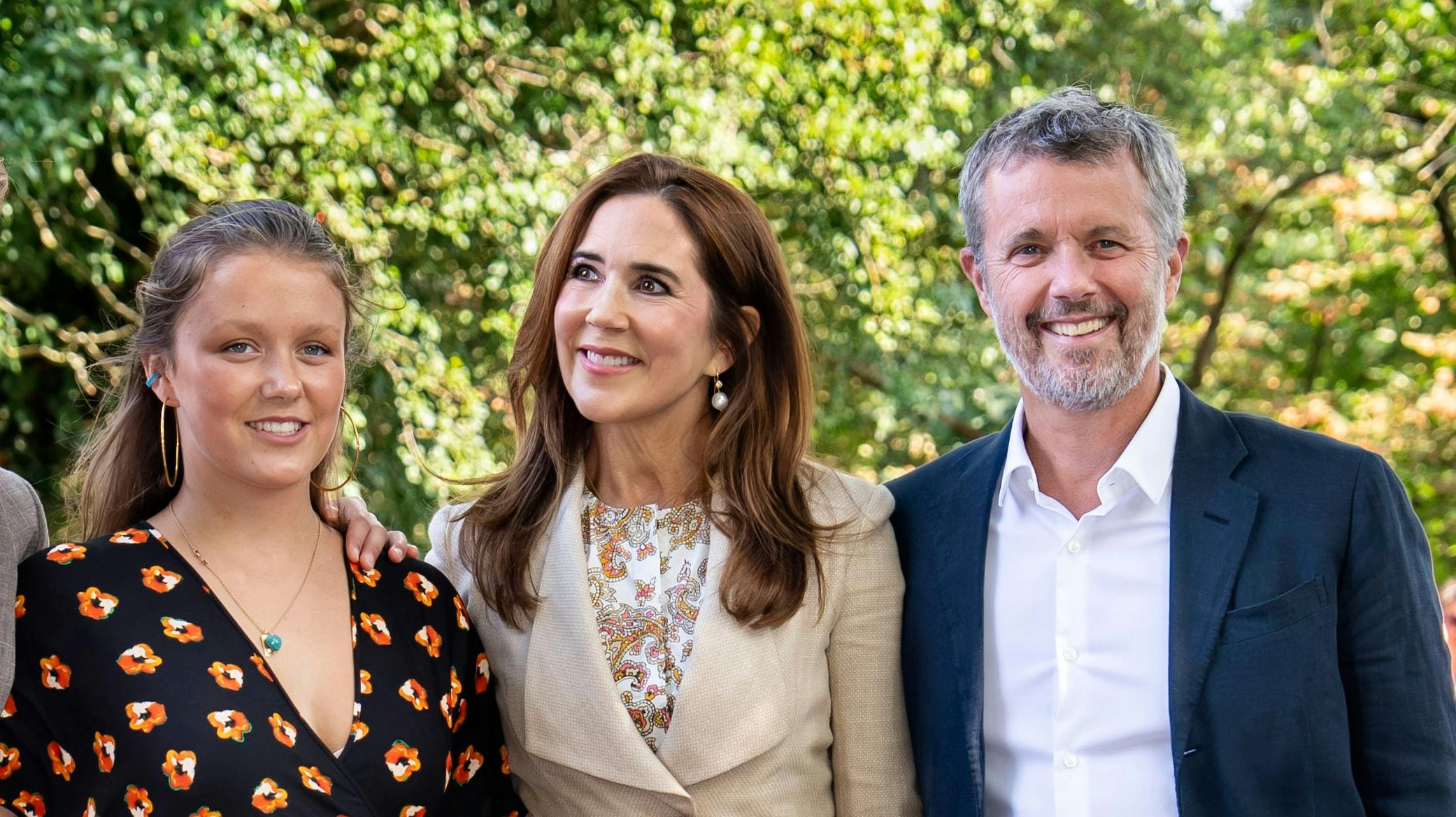 Prinsesse Isabella, dronning Mary og kong Frederik.