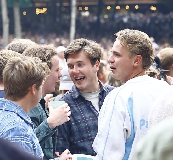 https://imgix.billedbladet.dk/2025-08-12/20250807-DM-Smukfest-0296-%281%29.jpg