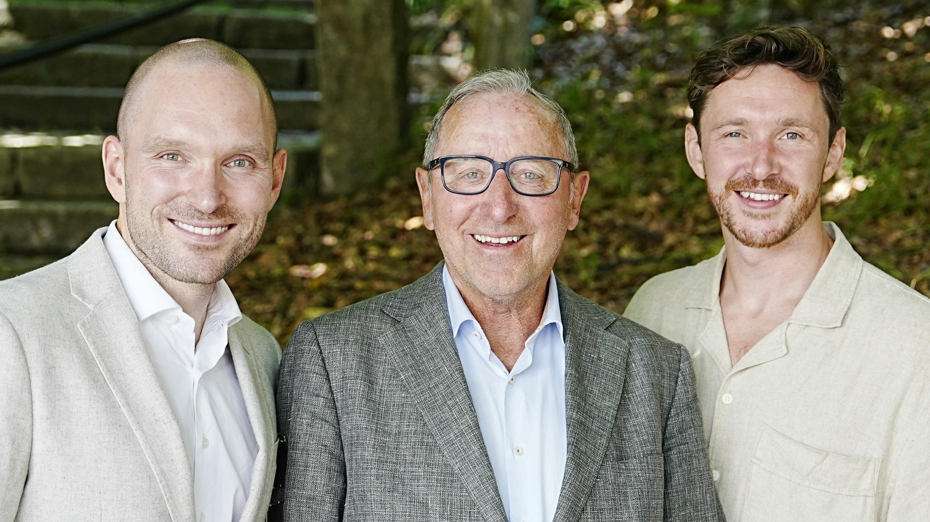 fra venstre: Kasper Sonne Nørbygaard, Finn Nørbygaard og Mikkel Sonne Nørbygaard. 
