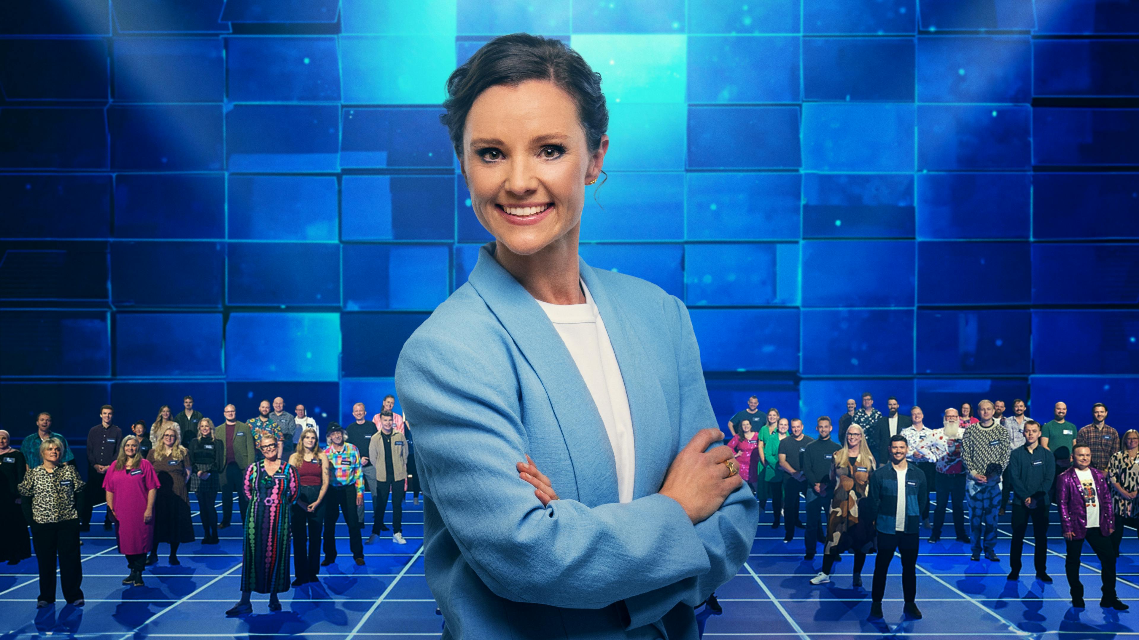 Lise Rønne som vært på TV 2-programmet "Feltet".         