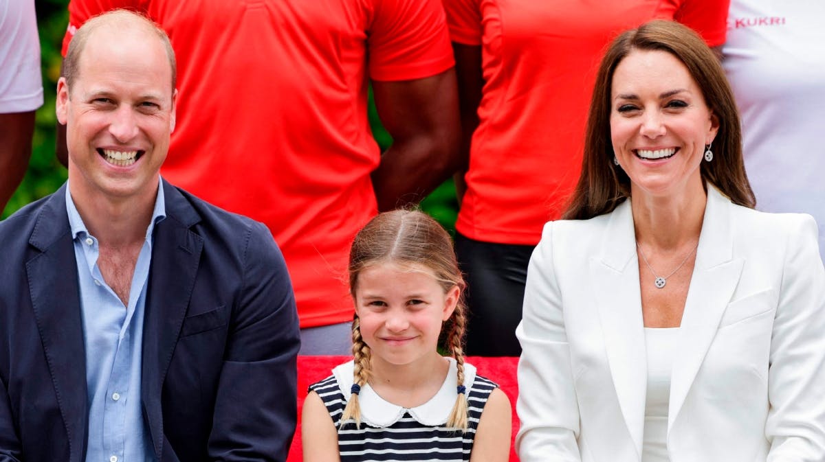 Prins William, prinsesse Charlotte og prinsesse Kate.