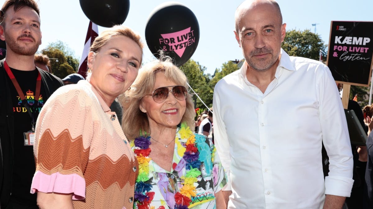 Mette Frederiksen, Susse Wold og Magnus Heunicke.