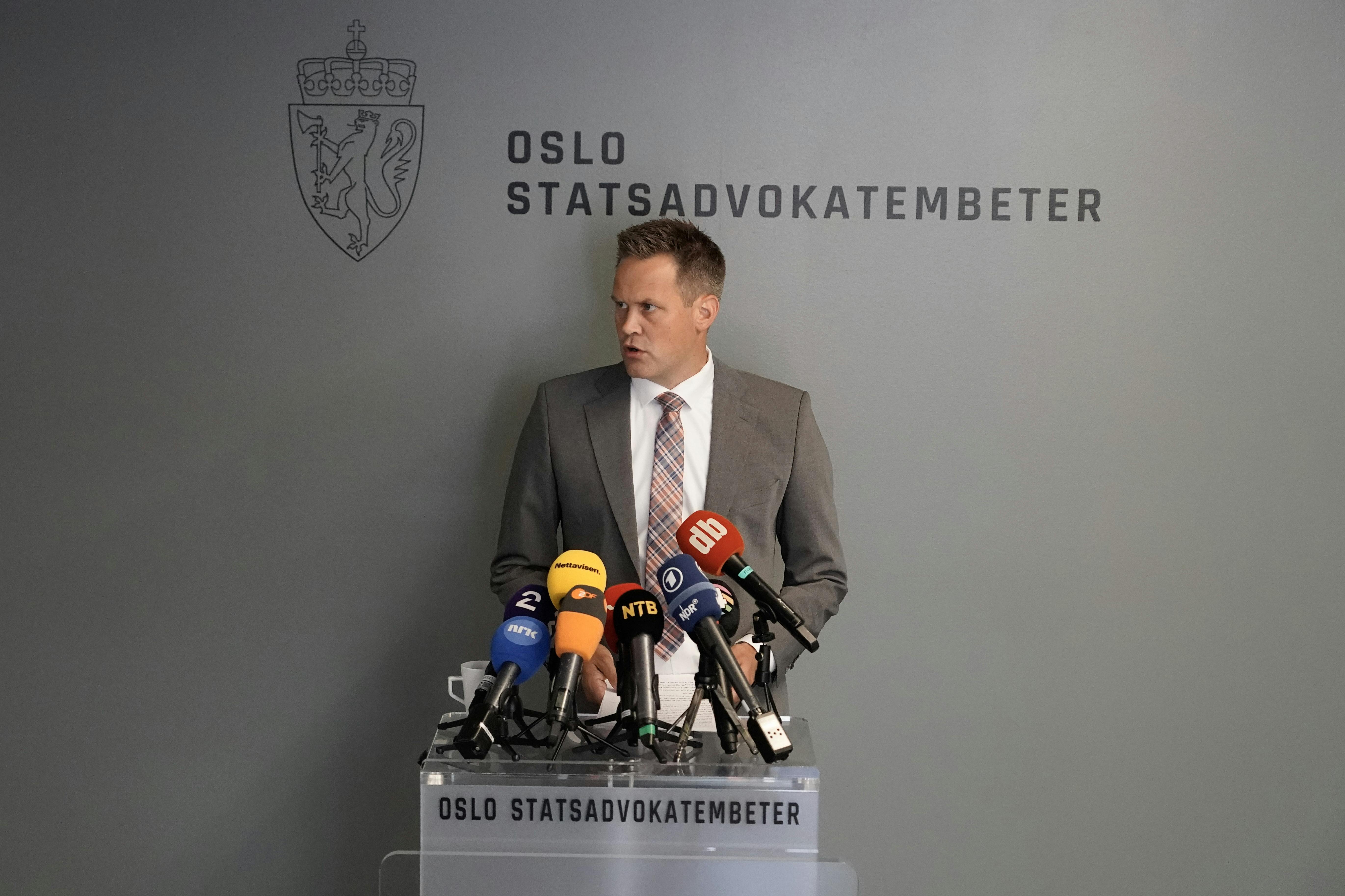 Oslo 20250818. Statsadvokat Sturla Henriksbø orienterer om avgjørelse av tiltalespørsmålet for Marius Borg Høiby. Foto: Jonas Fæste Laksekjøn / NTB