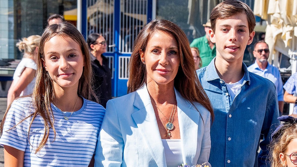 Komtesse Athena, prinsesse Marie og grev Henrik