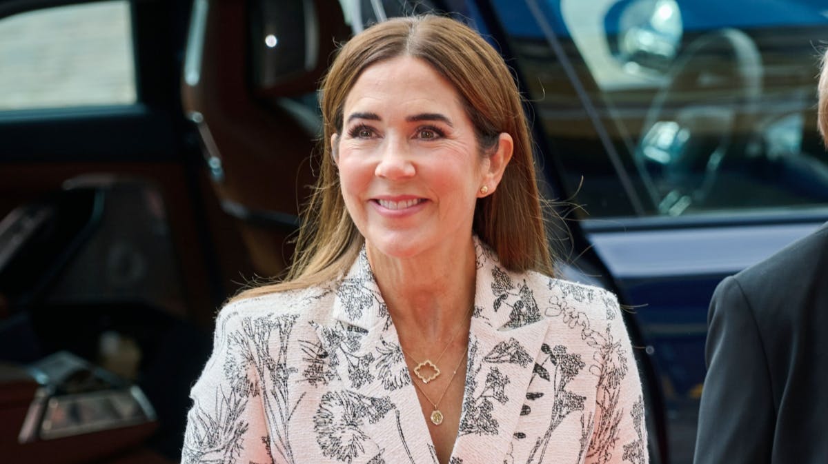 Dronning Mary ved ankomsten.