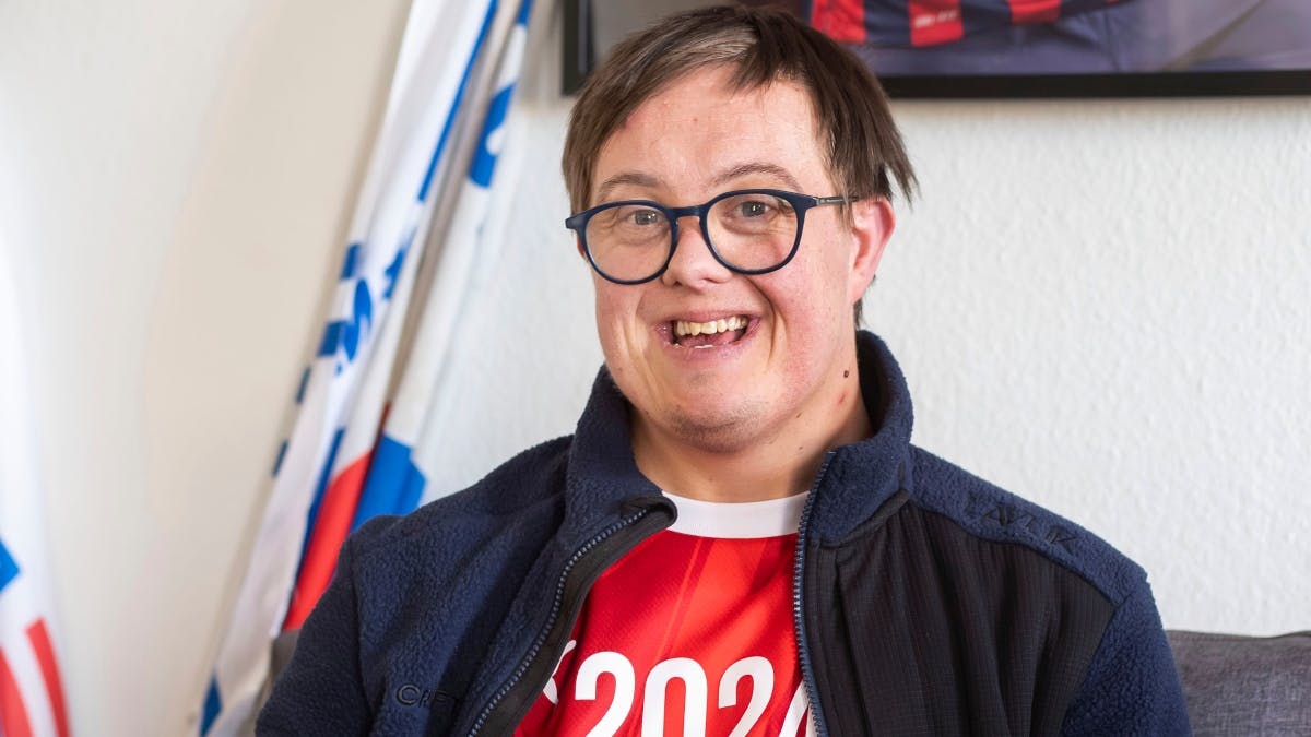 Jeff fra "Ups, vi er voksne", har fået en ny kæreste.&nbsp;