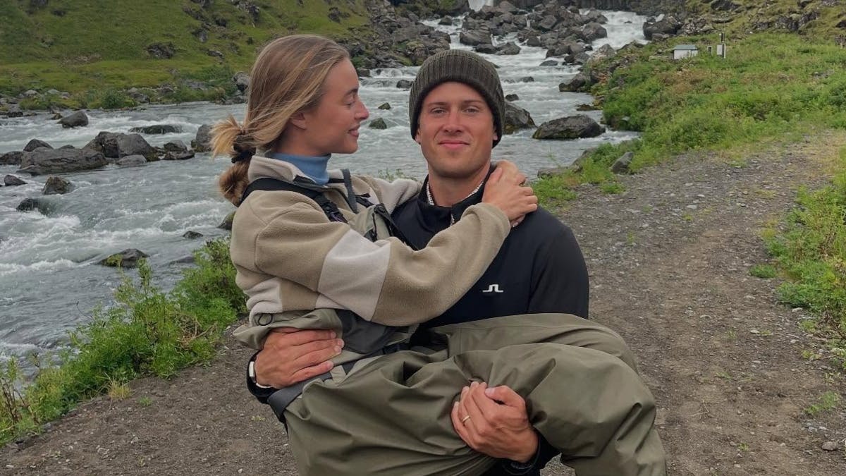 Nicolai Zobel og hustruen Hannah på Island.&nbsp;
