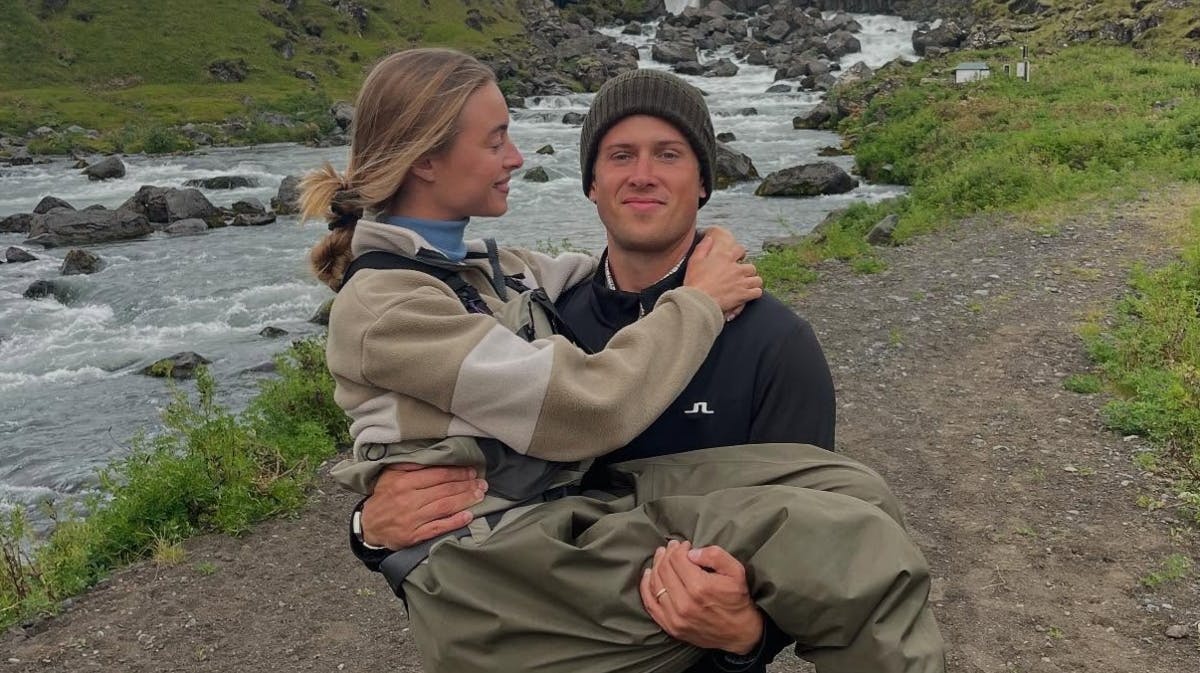 Nicolai Zobel og hustruen Hannah på Island. 