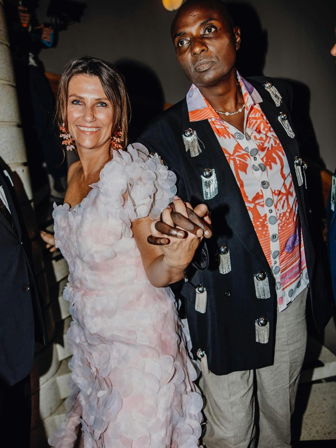 https://imgix.billedbladet.dk/2025-09-01/Our-love-journey-from-Alesund-to-Geiranger-August-30th-2024-with-the-following-Palm-Royale-Party-%2815%29_0.jpg