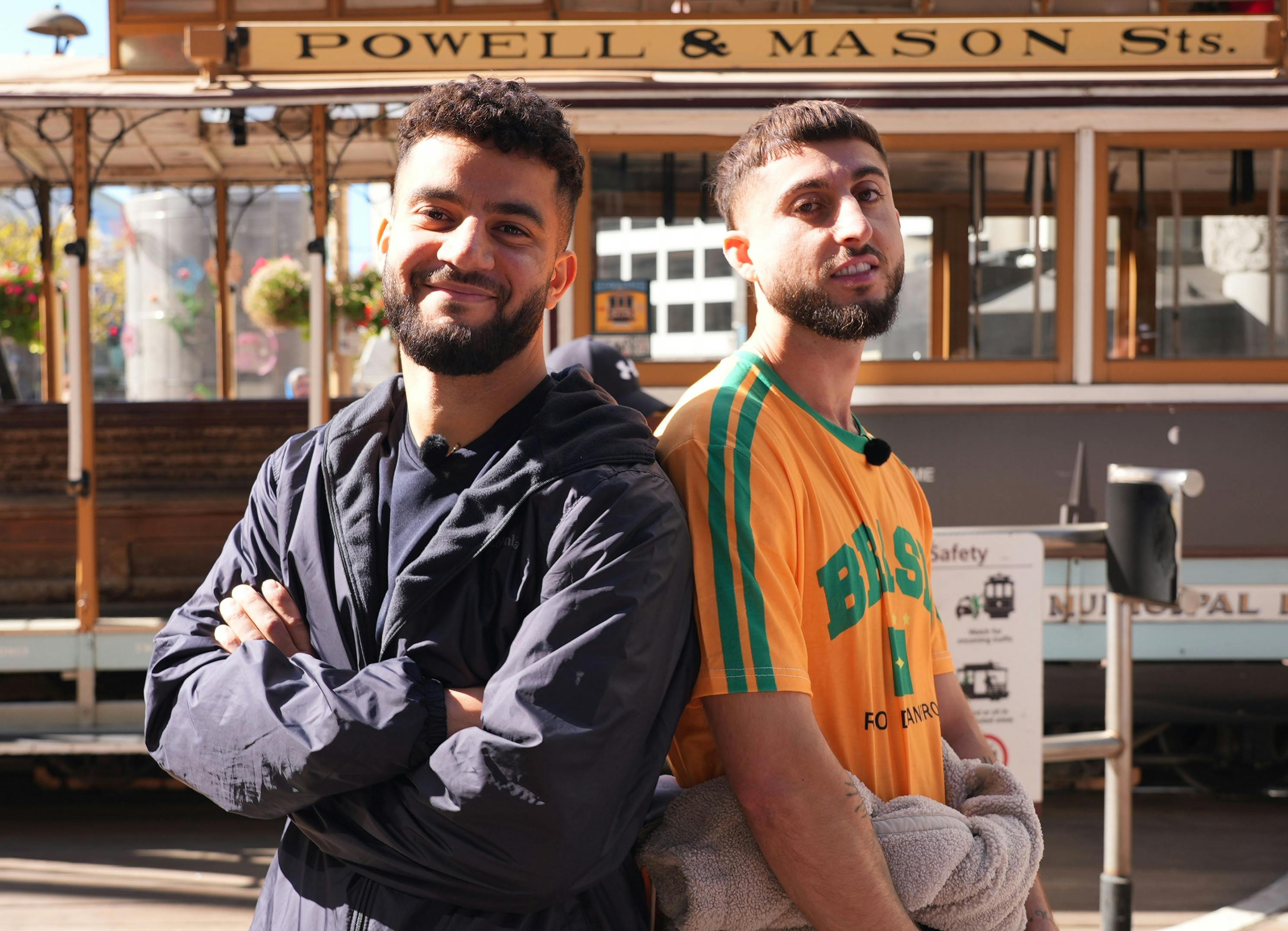 Mohammed og Rand i "Først til verdens ende".