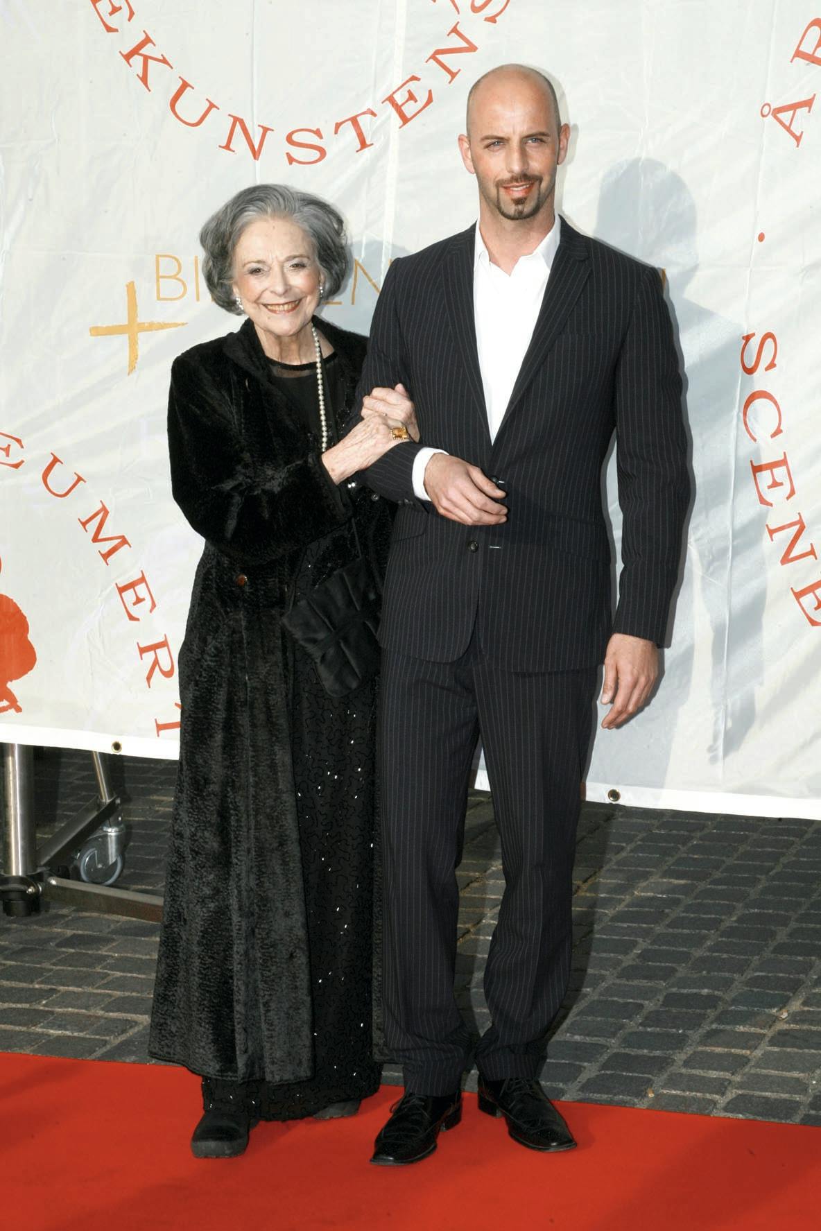 Helle Virkner med sin ven Brian Matthiasen.