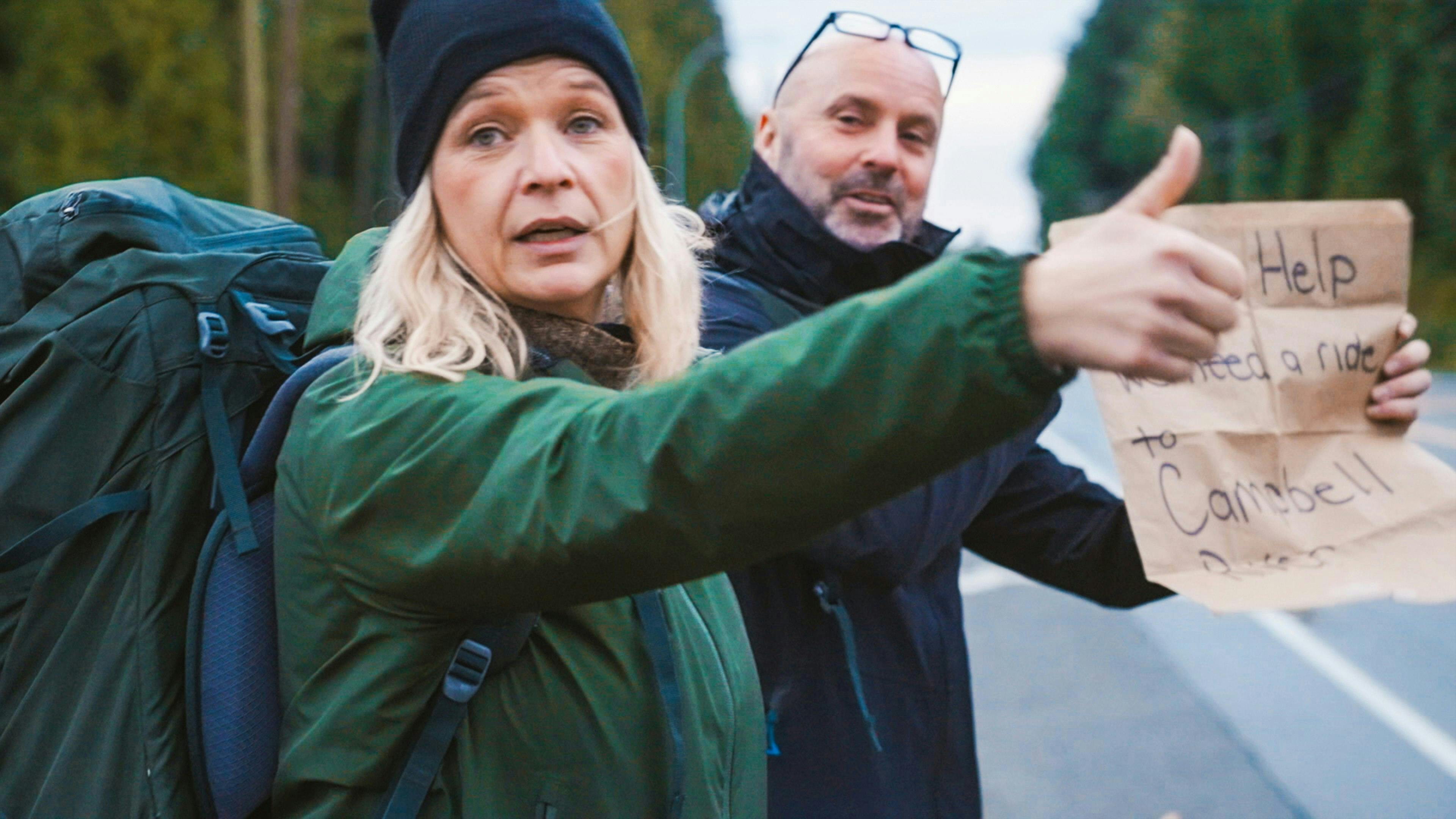 Johnni og Jeanette fik undervejs god hjælp af folk, de mødte på deres vej. 