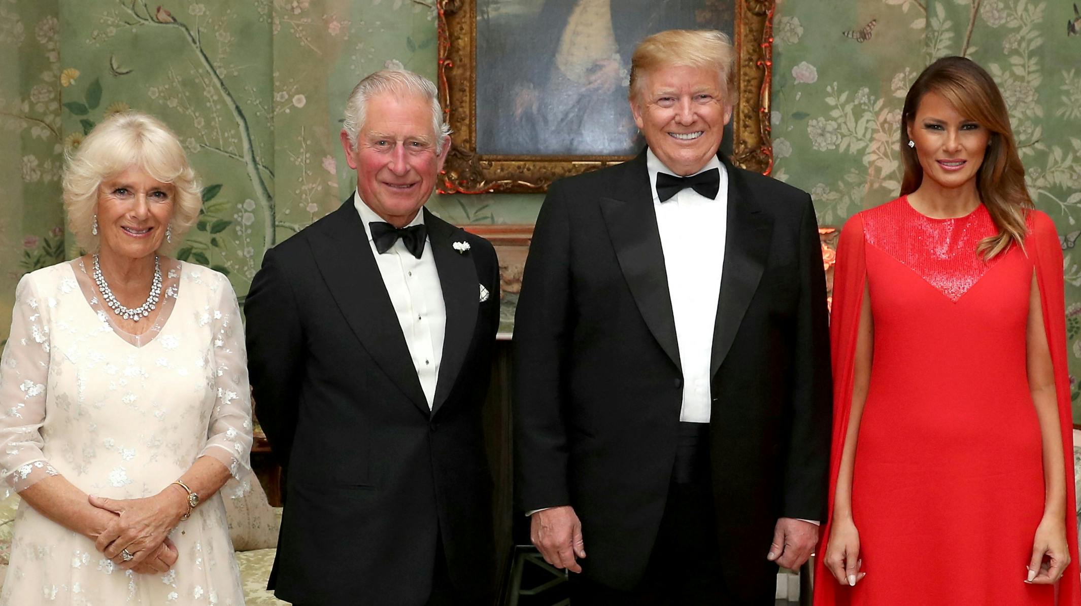Daværende dronning Camilla, daværende prins Charles, Donald Trump og Melania Trump under statsbesøg i 2019. 