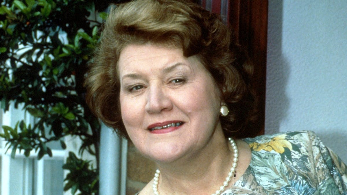 Patricia Routledge i rollen som Hyacinht Bucket