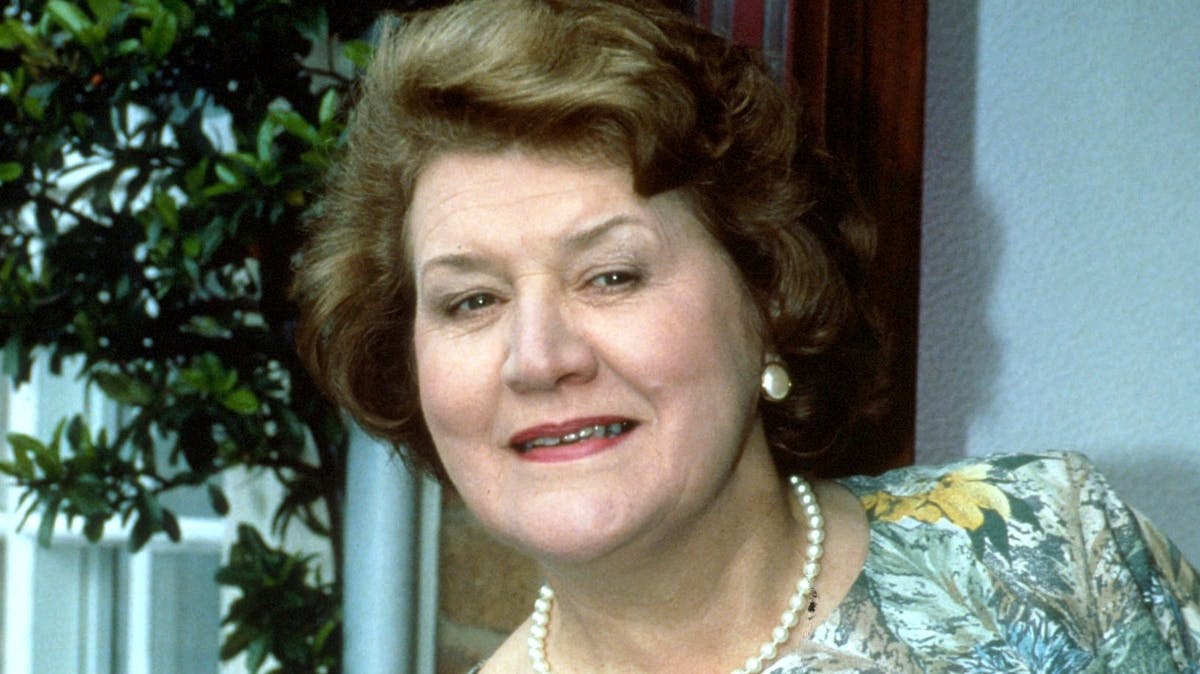 Patricia Routledge i rollen som Hyacinht Bucket