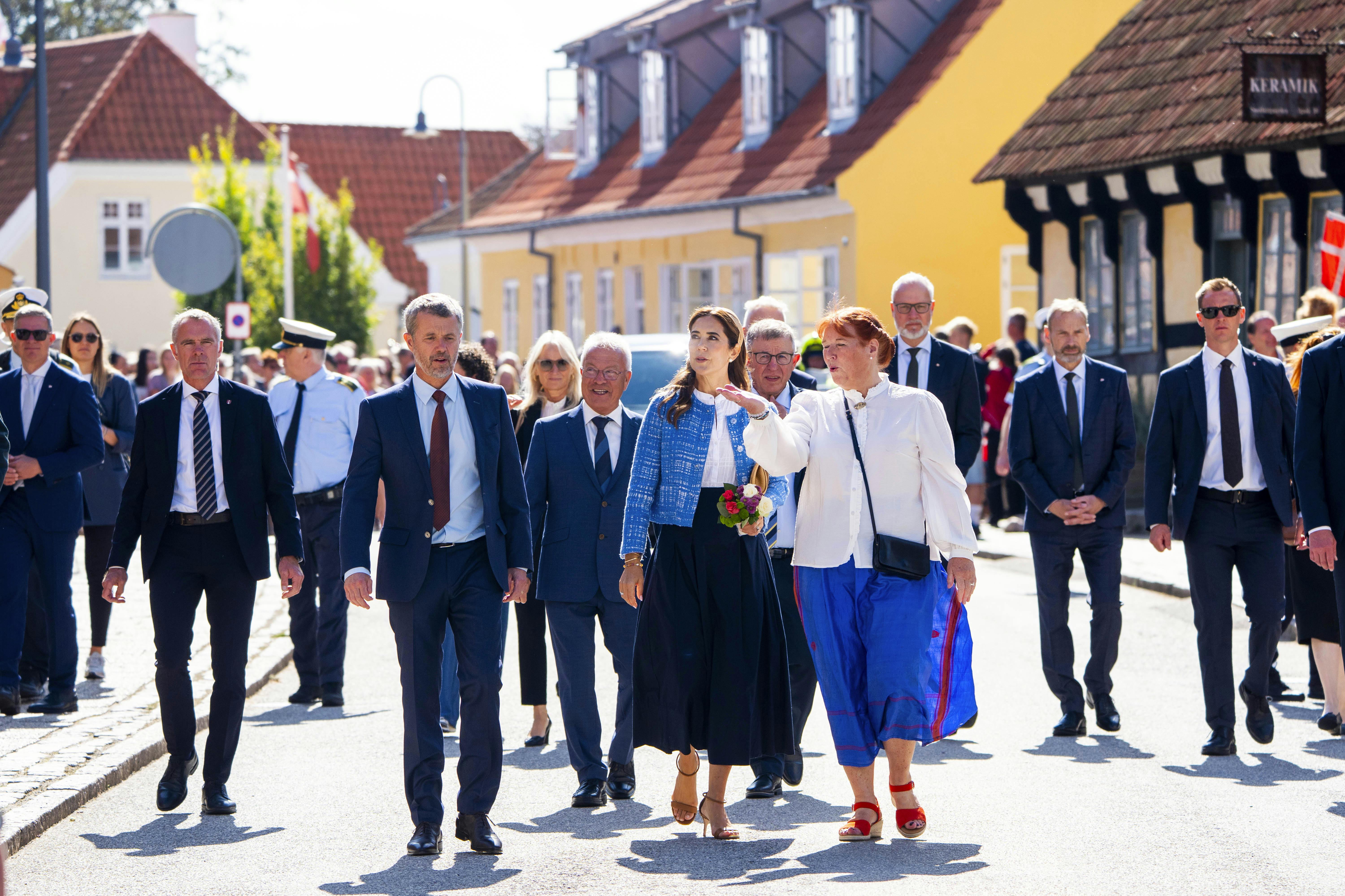 Sommertogt  2025Kong Frederik og Dronning Mary PÅ rundtur i Sæby