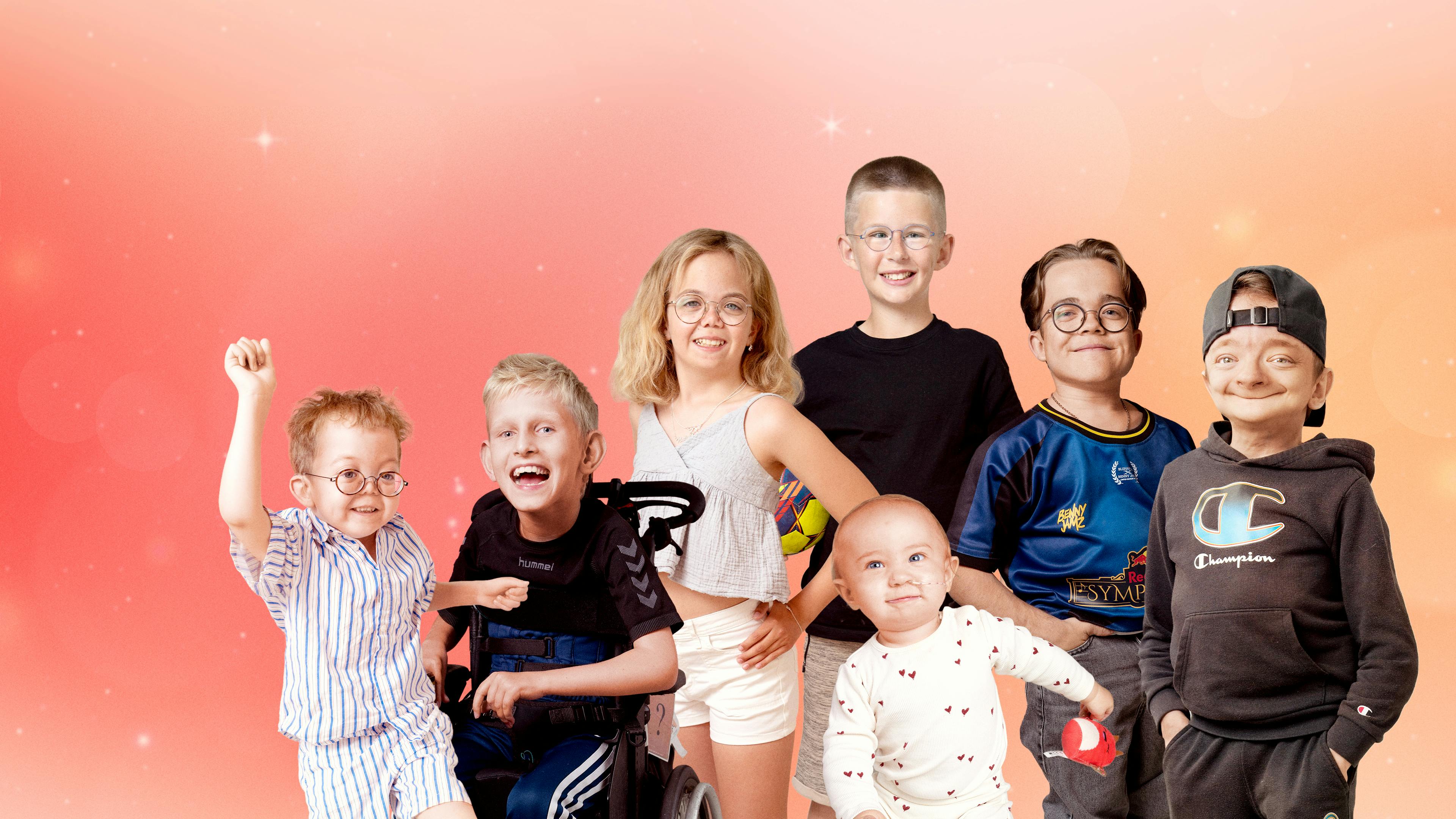 De sjældne danskere fra venstre: Noor, Walther, Nalina, Matias, Hjalte og Piet - og forrest lille Uma.