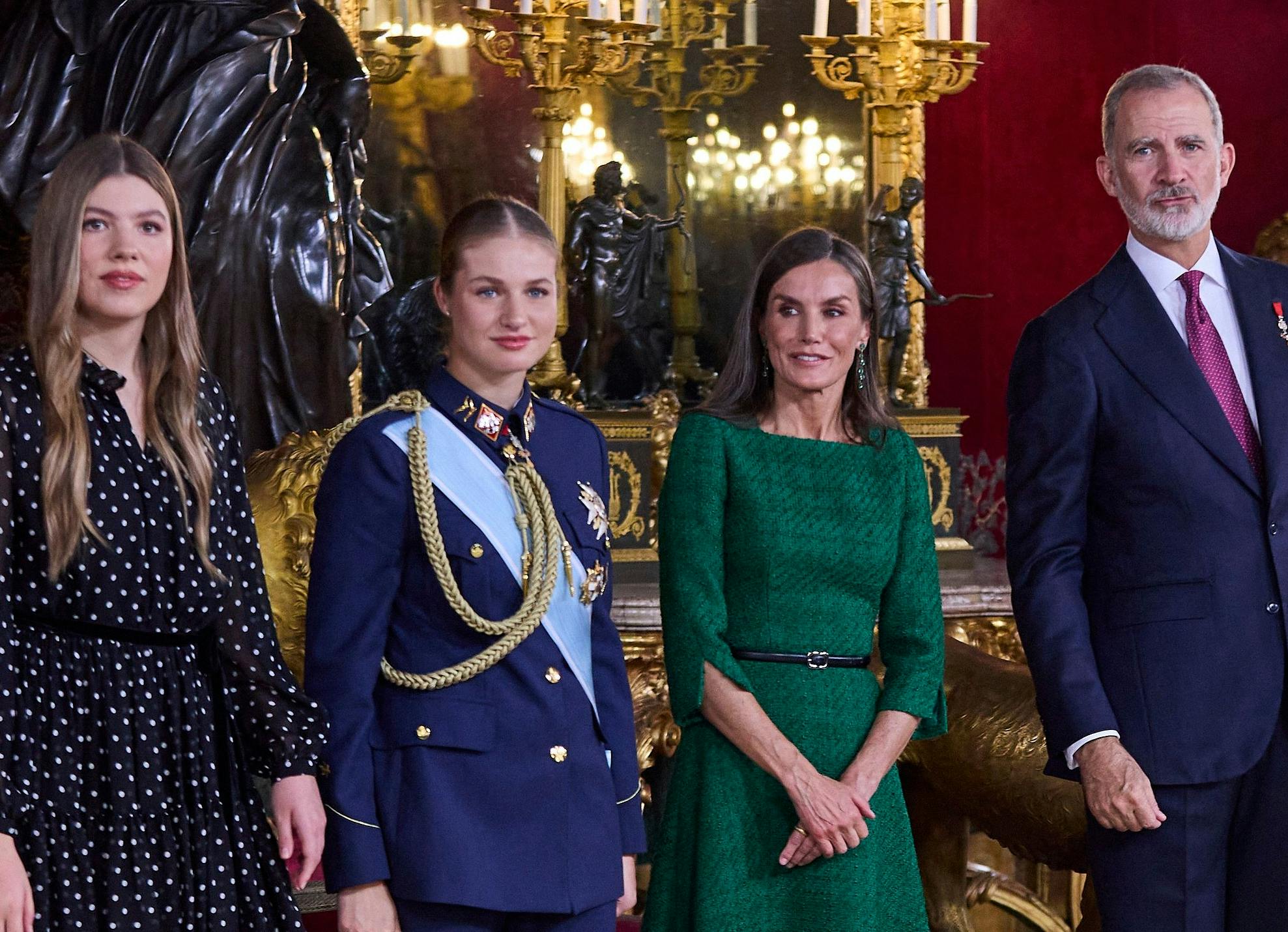 Prinsesse Sofia, prinsesse Leonor, dronning Letizia og kong Felipe.