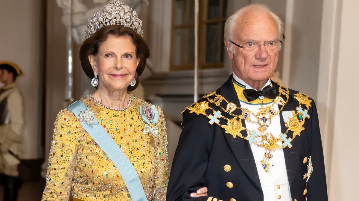 Dronning Silvia og kong Carl Gustaf fik gæster på slottet