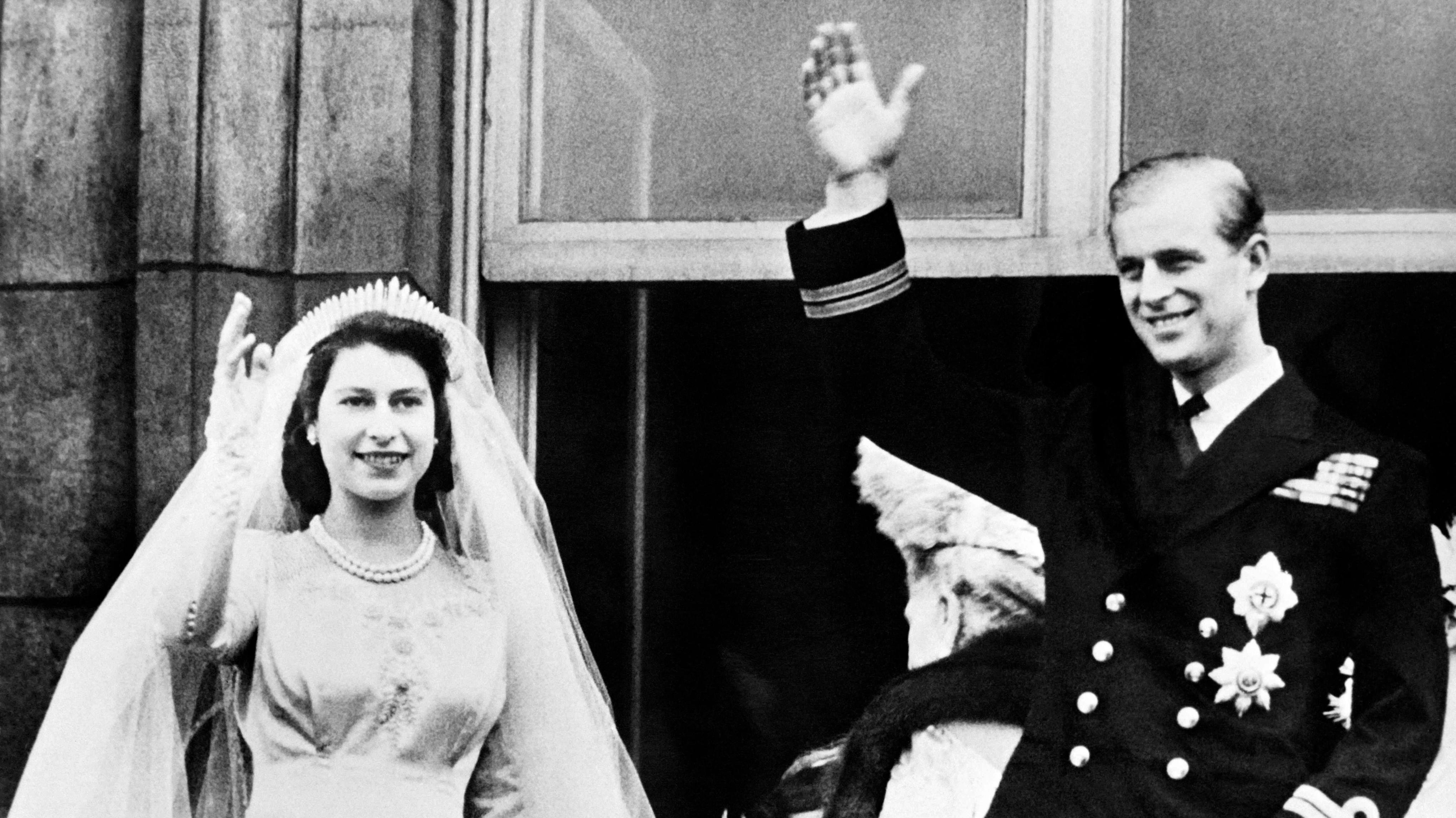 Dronning Elizabeth og prins Philip på deres bryllupsdag.