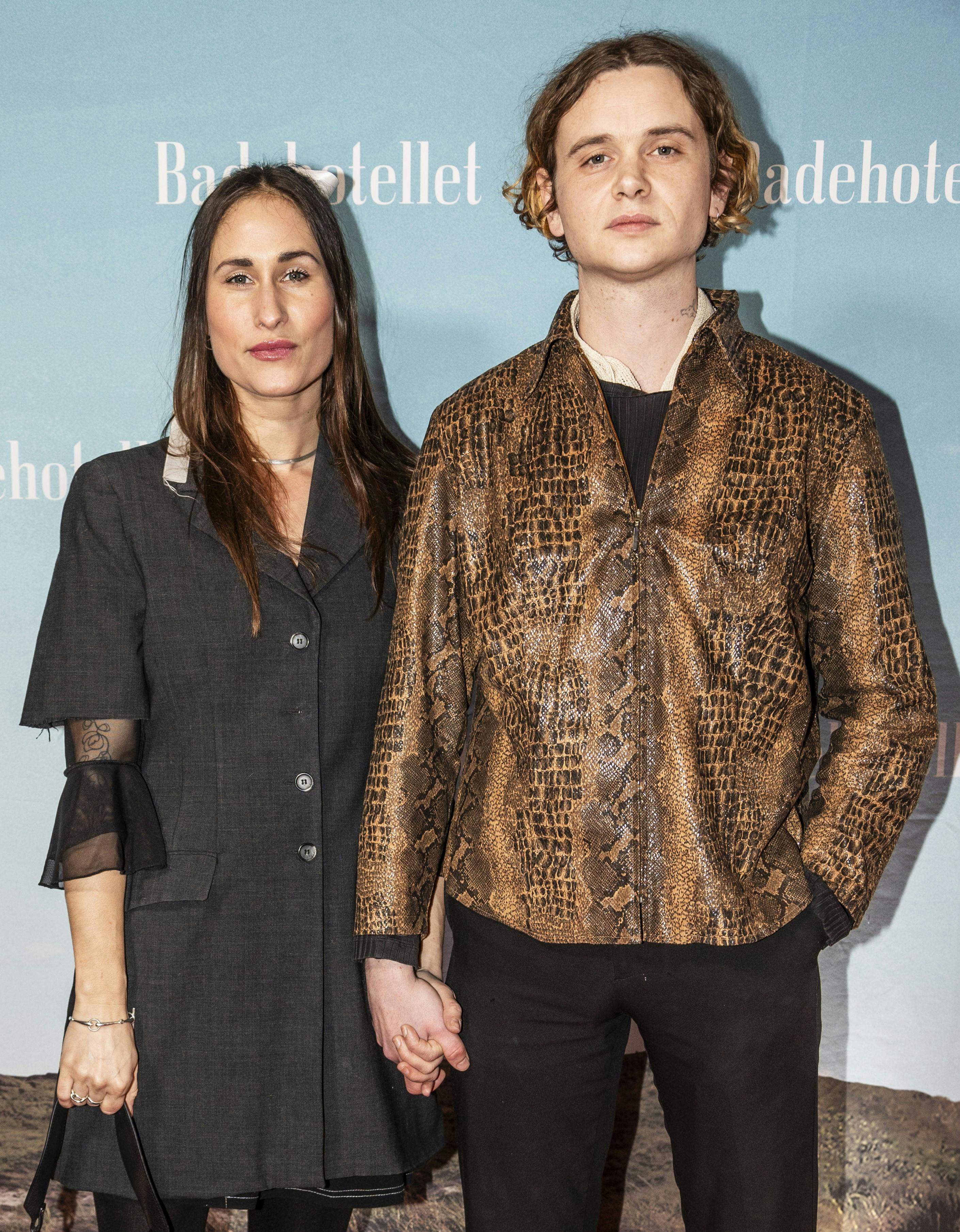 Rosalinde Mynster med sin mand, Jakob Emil Lamdahl.