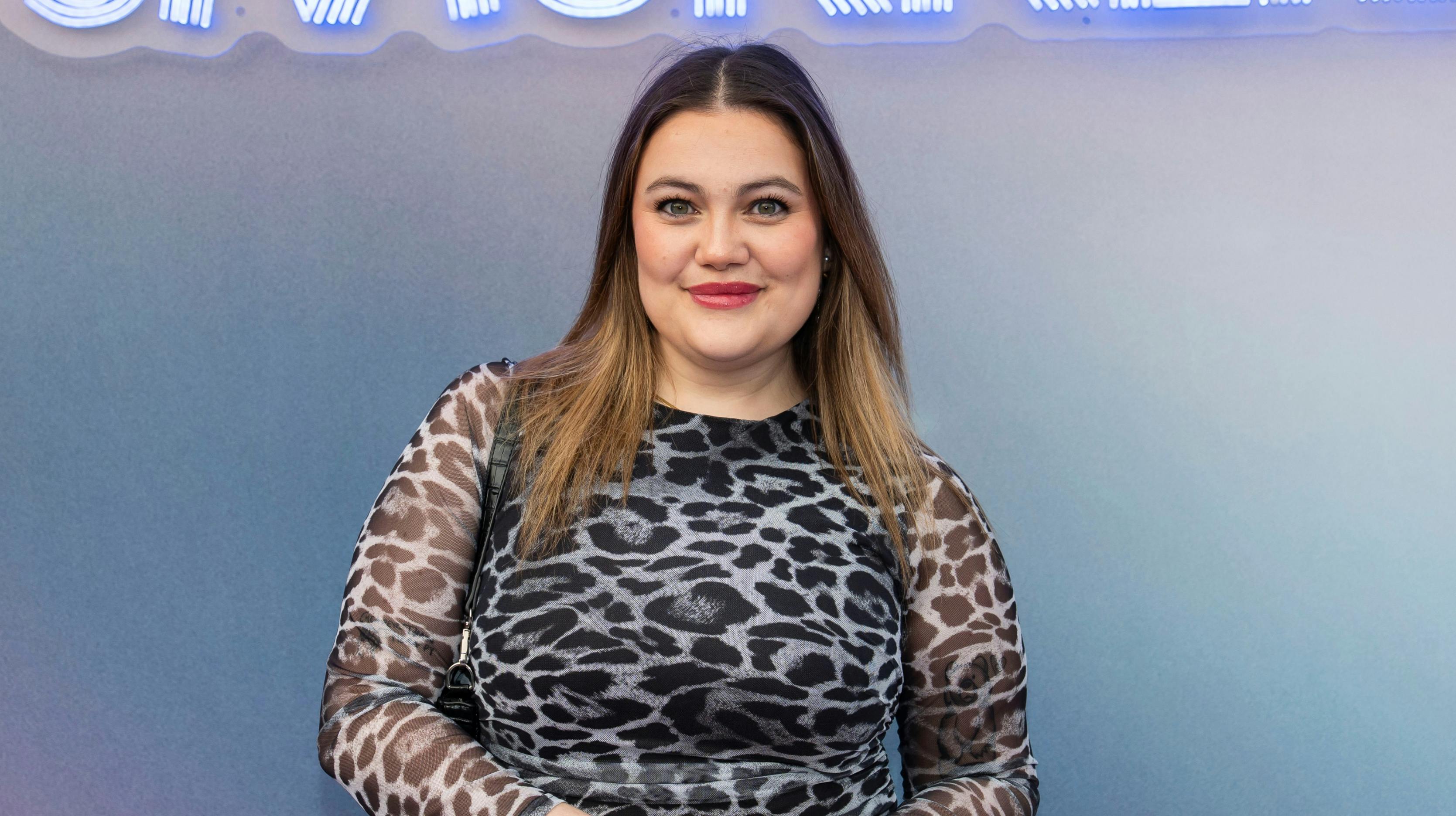 Stephanie Siguenza er i gang med at uddanne sig til sygeplejerske. 