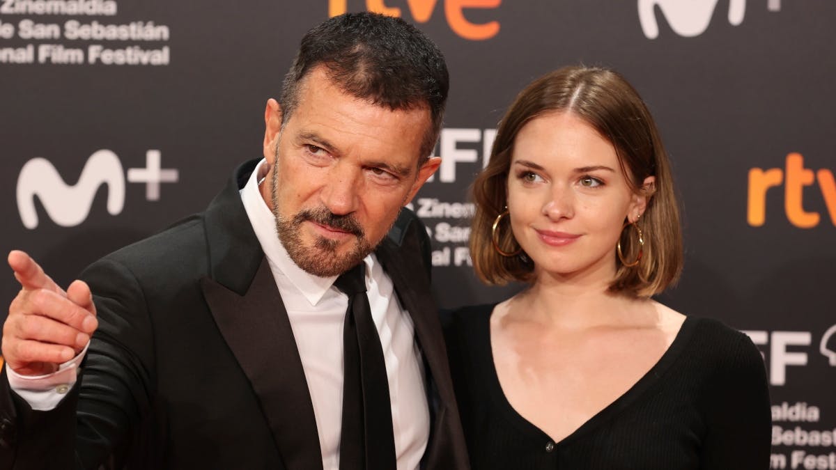 Antonio Banderas med datteren Stella, der nu er blevet gift med sin barndomsven.