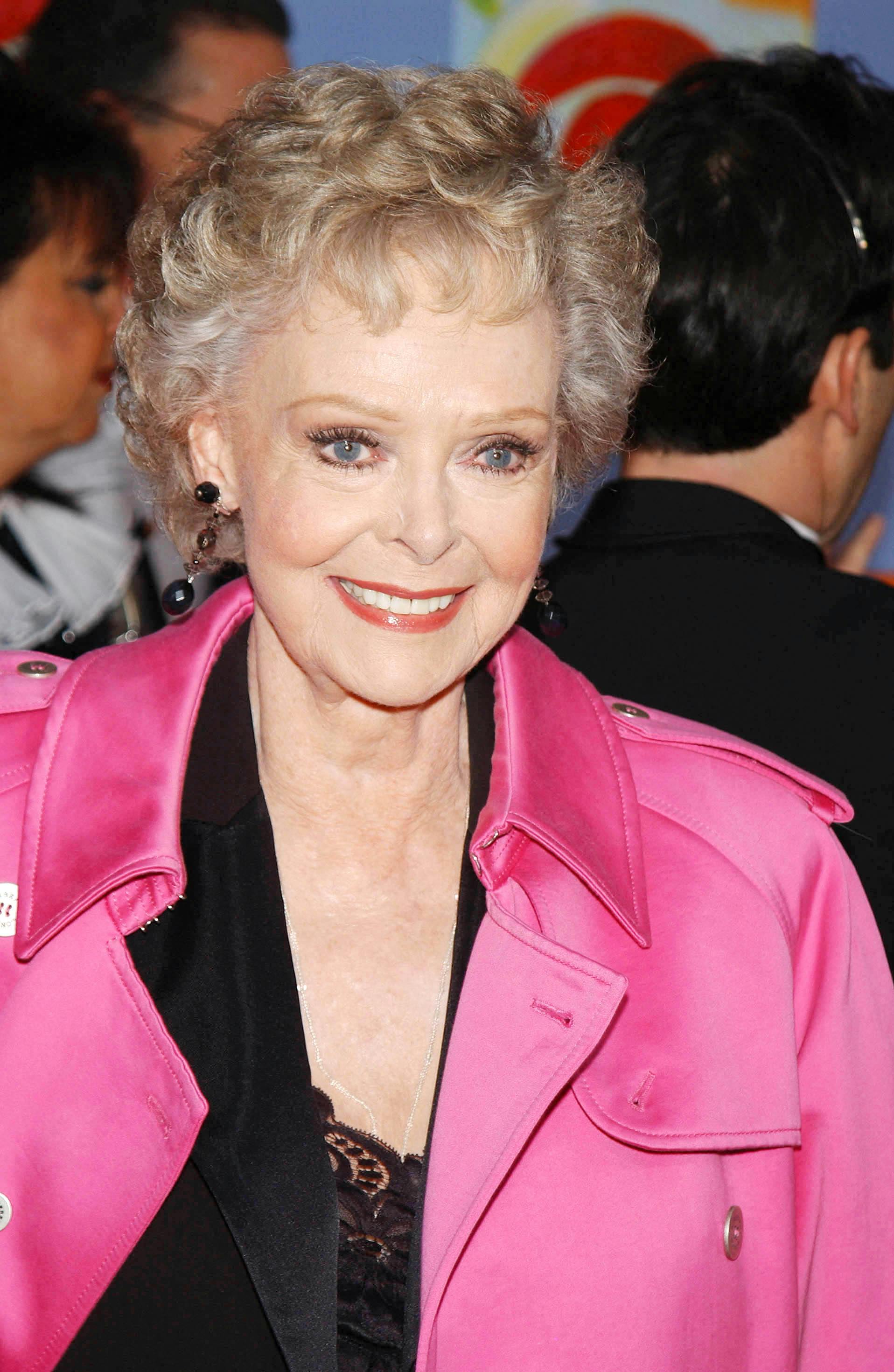 June Lockhart fotograferet i november 2003.