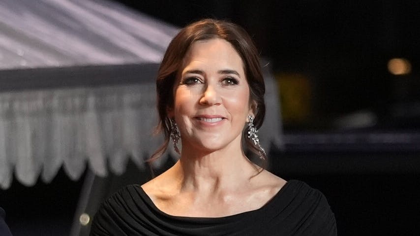 Dronning Mary ved ankomsten til "Kongeparrets Priser 2025".