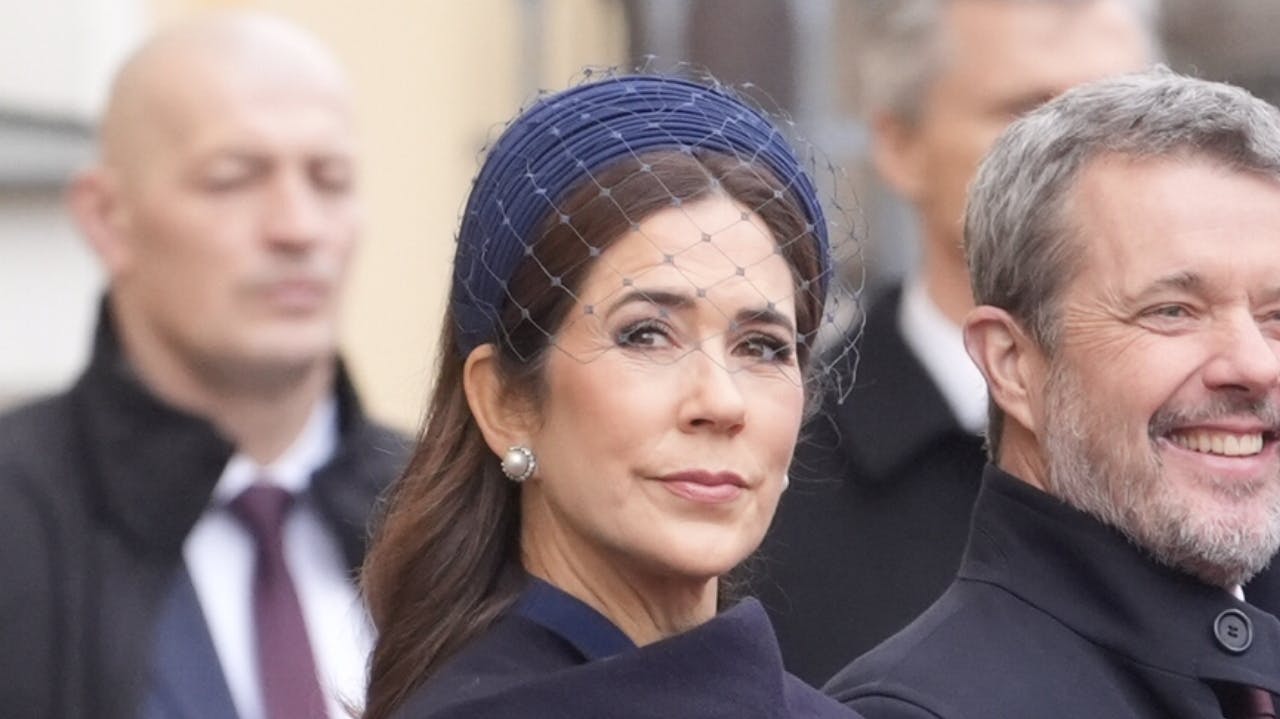 Dronning Mary under statsbesøget i Letland.