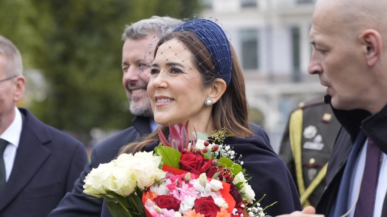 Dronning Mary under statsbesøget i Letland.