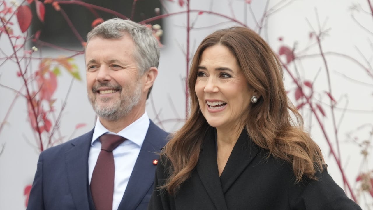 Kong Frederik og dronning Mary under deres statsbesøg i Letland.