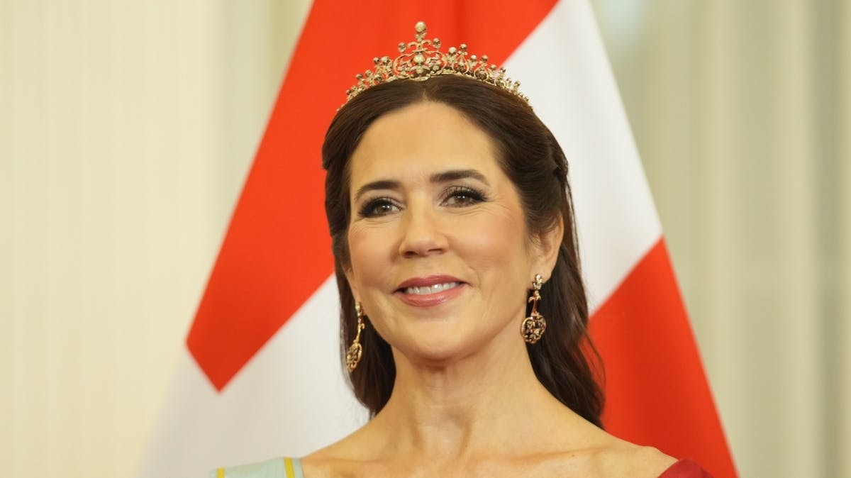 Dronning Mary på slottet i Riga.