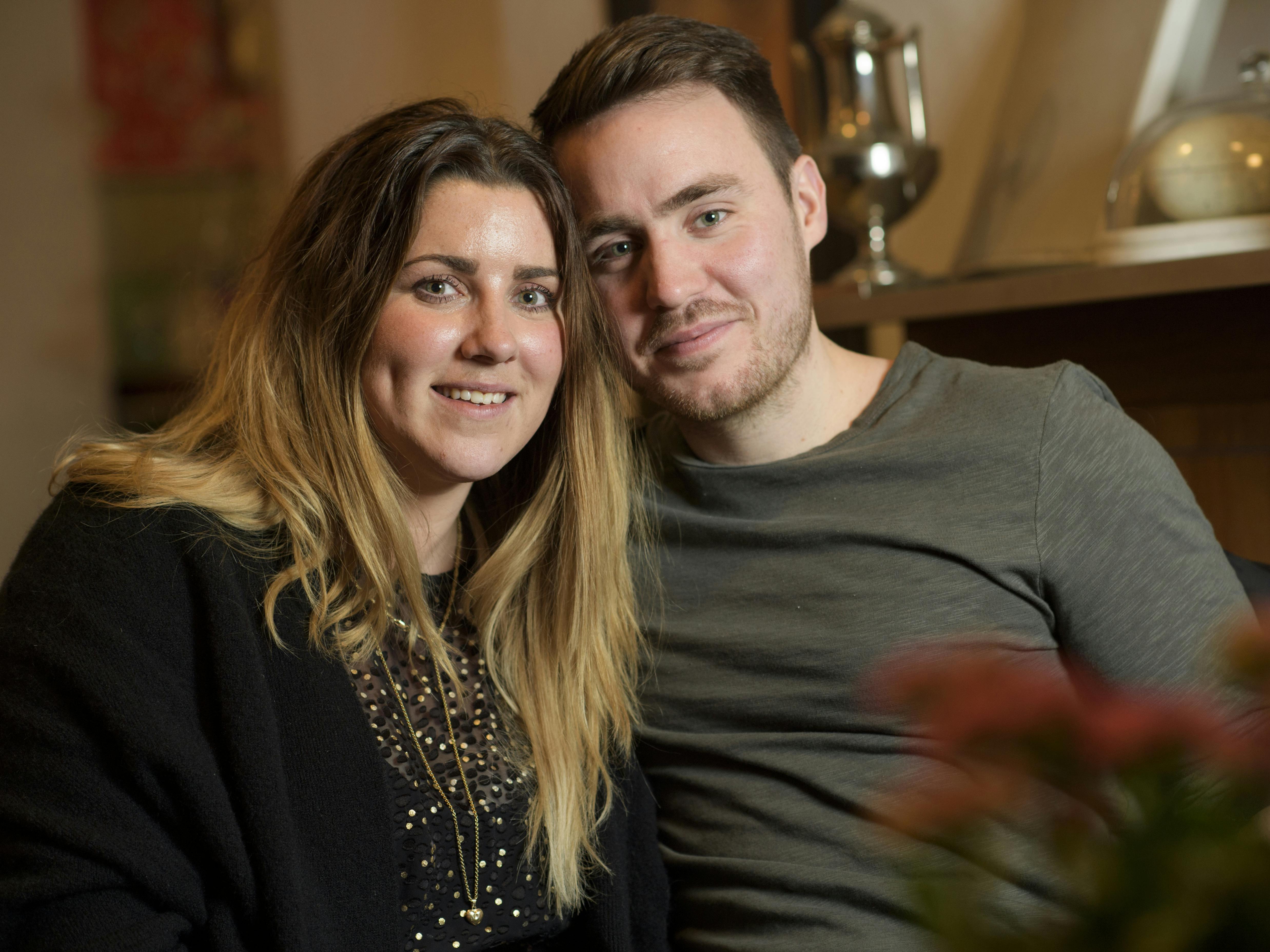 Cecilie og Jonas fra "Nybyggerne" kan glæde sig til, at de snart skal være forældre til deres tredje barn.