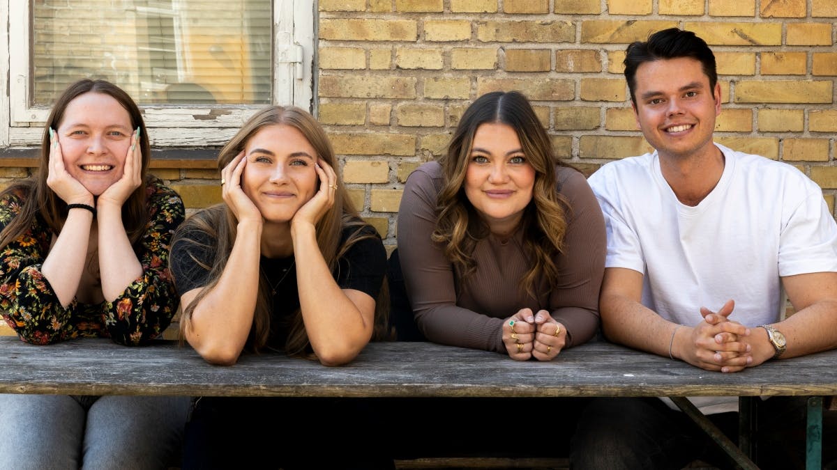 Rachel, Mathilde, Stephanie og Christian medvirker i "Årgang 0 forever". 
