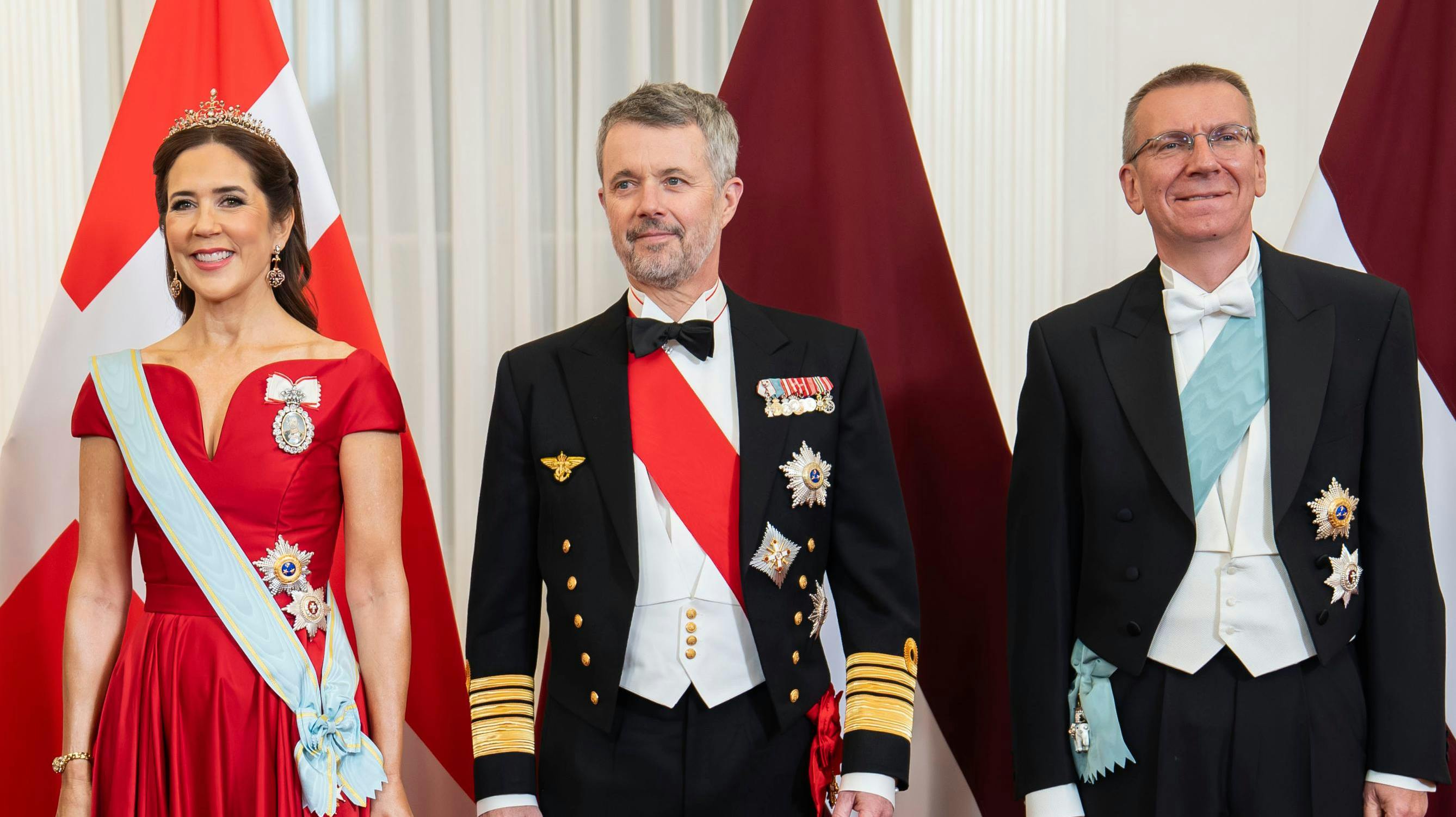 Dronning Mary, kong Frederik og Letlands præsident Edgars Rinkēvičs til statsbanket i Riga, tirsdag 28. oktober 2025 i anledning af statsbesøg. 