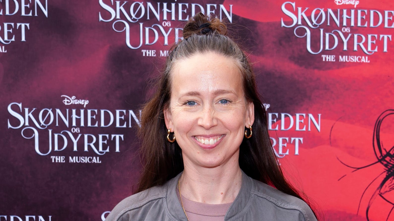 Merete Mærkedahl er blandt deltagerne i "Feltet - Danmarks største quizkamp".