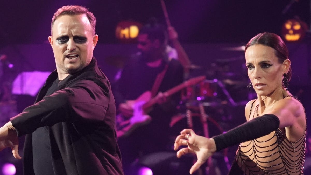 Thomas Evers Poulsen og Camilla Ottesen dansede en vild halloween-dans i "Vild med dans".