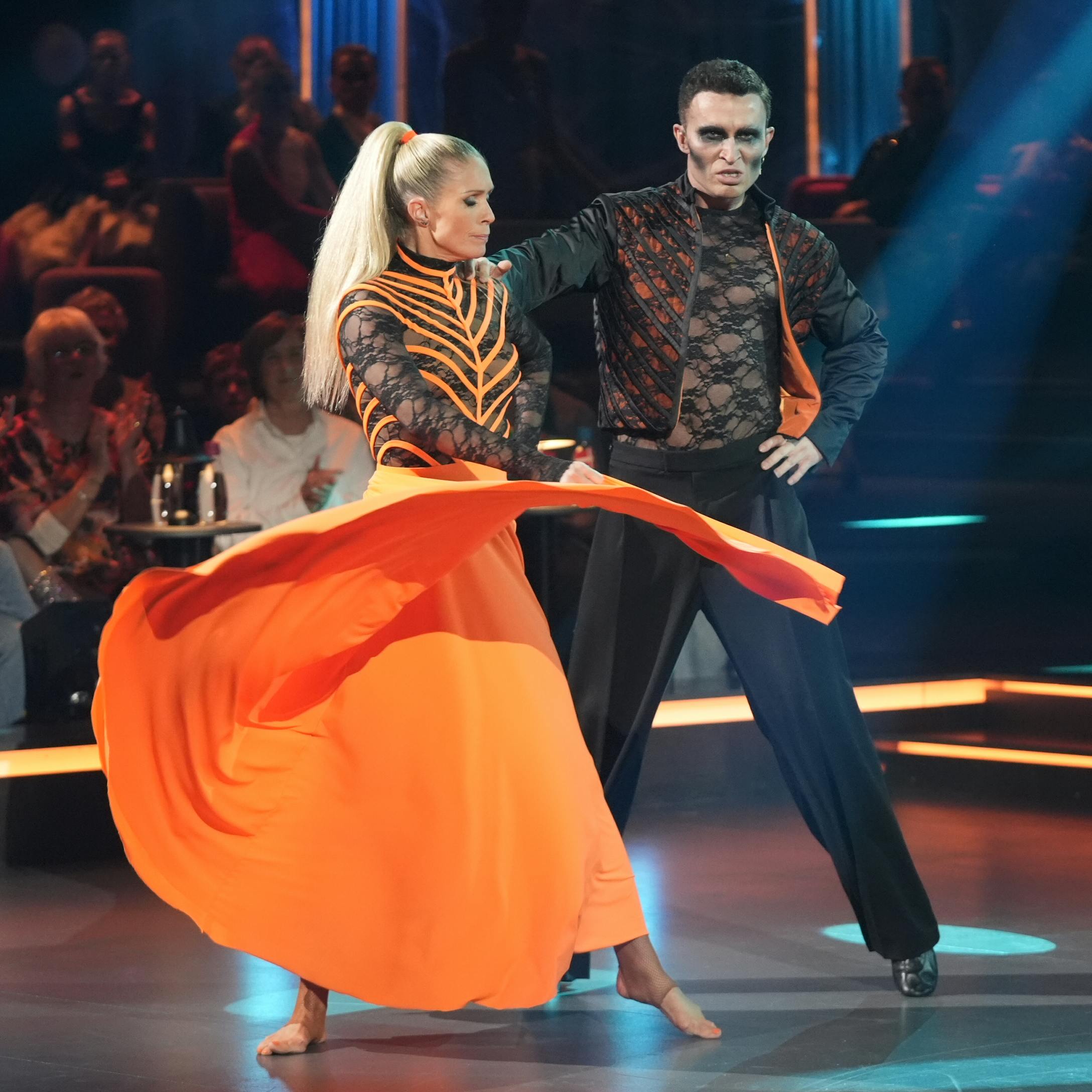 Karina Frimodt dansede på bare fødder fredag aften. 