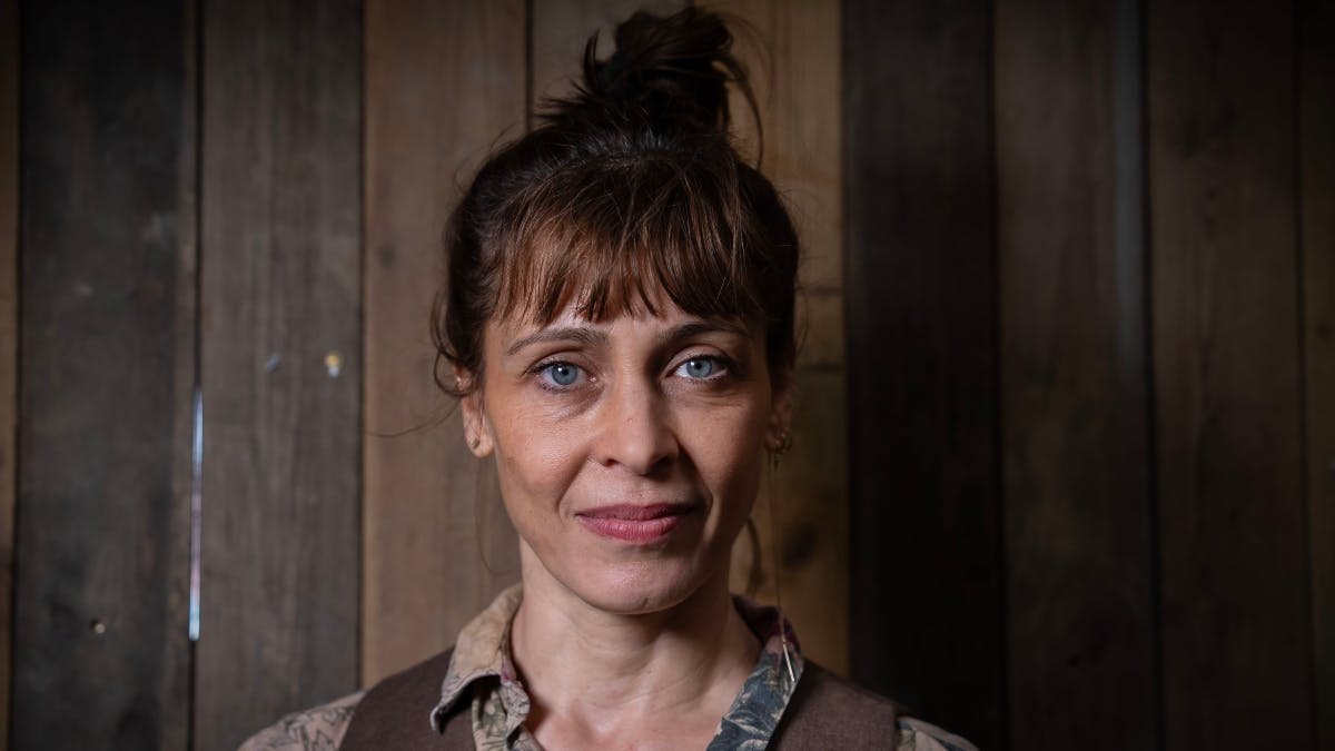 Laura Drasbæk spiller karakteren bygget over Silas Holsts mor