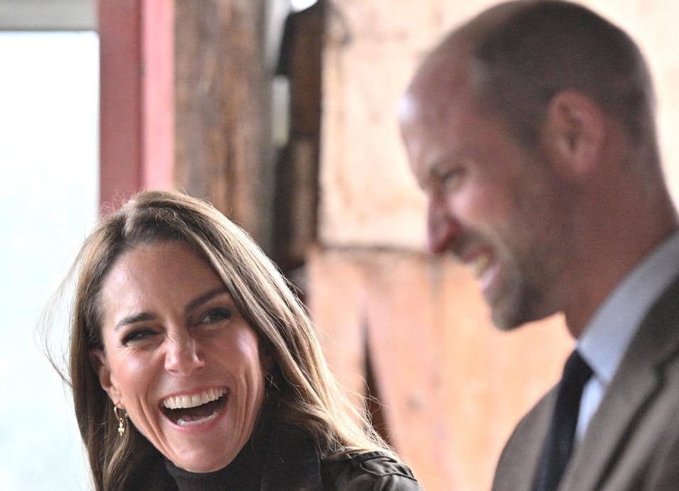 Prinsesse Catherine og prins William fotograferet under et besøg på Mallon Farm i Tyrone, Cookstown, Nordirland, i oktober 2025.